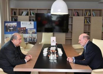 Արմեն Սարգսյանն այցելել է Մոսկվայի «Սկոլկովո» կառավարման դպրոց