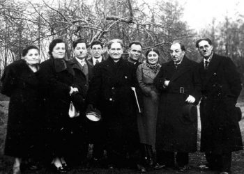 Եղեռնատես գրողը