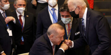 Անկարան լքո՞ւմ է Մոսկվայի ուղեծիրը