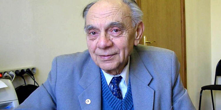 Նա, ով հայտնաբերեց «Միքայելյանի ոսպնյակը»