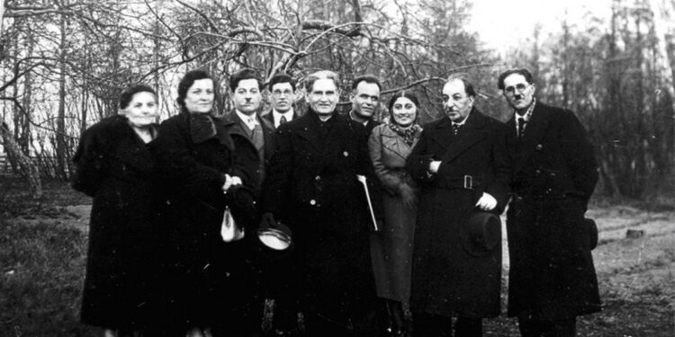 Սրբանուն Կոմիտասի «վերադարձն» ու հոգեհանգստյան արարողությունը