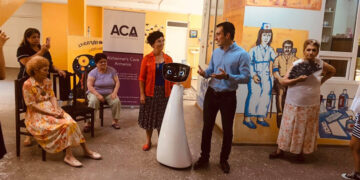 Ռոբինը կարողանում է գնահատել տարեցների ճանաչողական, հոգեբանական կարիքները