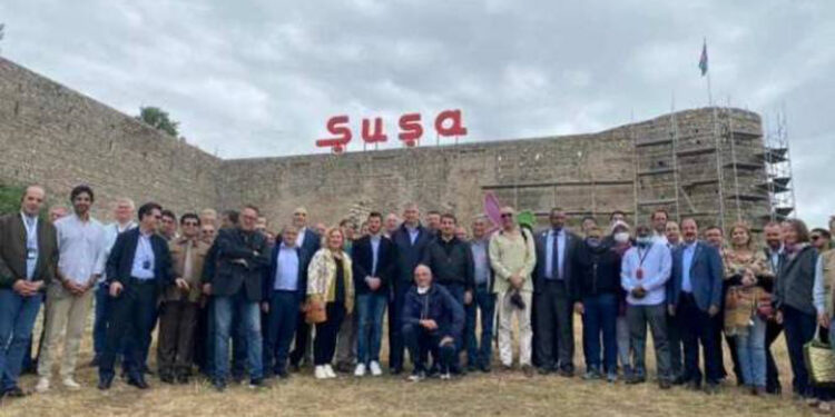 Նիդերլանդահայ կազմակերպությունները բացատրություն են պահանջել Նիդերլանդների ԱԳՆ-ից դեսպանի՝ Շուշի այցի կապակցությամբ