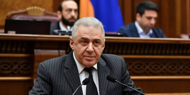 Վաղարշակ Հարությունյանը կազատվի պաշտոնից. ՀՀ նախագահը ստացել է միջնորդությունը