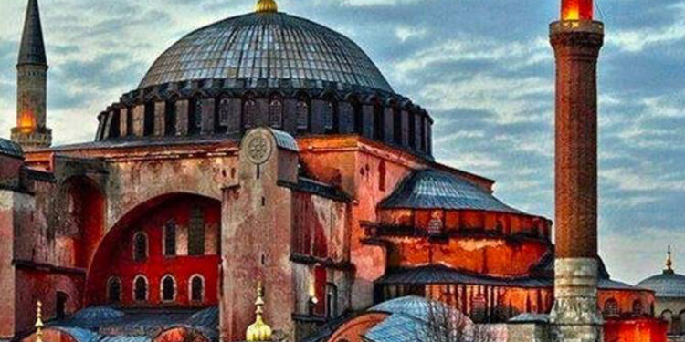 ՅՈՒՆԵՍԿՕ-ն Թուրքիայից զեկույց է պահանջում մզկիթի վերածված Սուրբ Սոֆիայի տաճարի վիճակի մասին