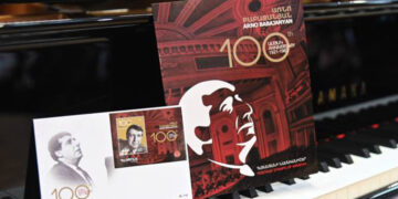 Մարվեց և շրջանառության մեջ դրվեց ՀՀ-ում առաջին տեսաձայնային նամականիշը՝ նվիրված հայ կոմպոզիտոր Առնո Բաբաջանյանին