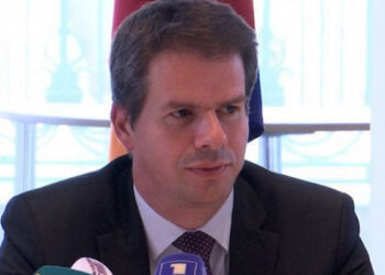 Լեռնային Ղարաբաղի կարգավիճակը պետք է որոշվի բանակցություններով՝ ԵԱՀԿ ՄԽ շրջանակում. Ժոնաթան Լաքոտ