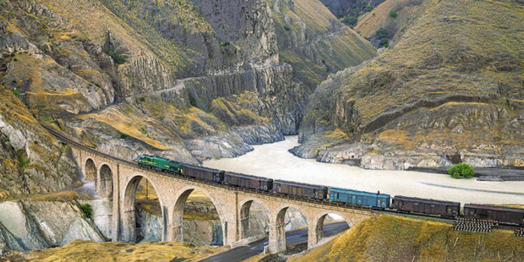 Իրանի երկաթուղին ընդգրկվել է ՅՈՒՆԵՍԿO-ի համաշխարհային ժառանգության ցանկում