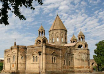 Հայ առաքելական եկեղեցին այսօր նշում է Ս. Գրիգոր Աստվածաբանի հիշատակության օրը