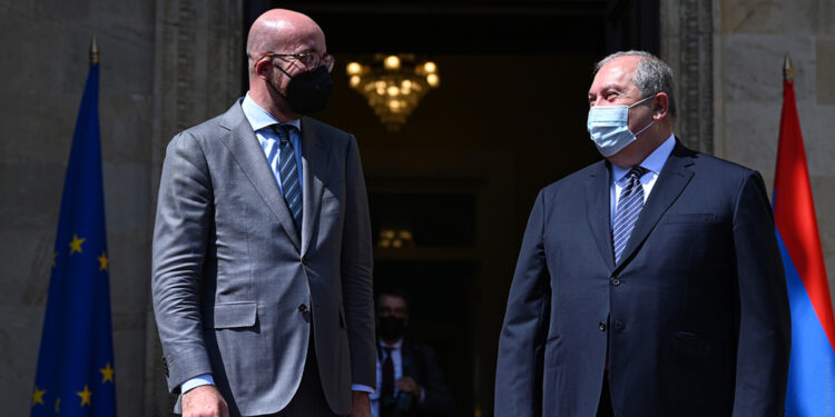 Արմեն Սարգսյանն ընդունել է Շառլ Միշելին. խոսել են գերիների, պատերազմի ու Արցախի մասին