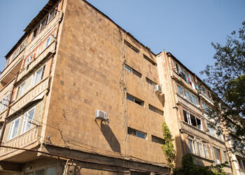 Վթարային երեք շենքերի բնակիչներին կվերաբնակեցնեն