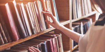 Գիտության եւ ընթերցողական մշակույթի խաչուղիներում