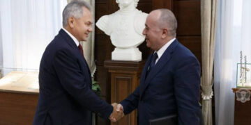 Հայ-ռուսական հարաբերությունները գտնվում են աննախադեպ բարձր մակարդակ տեղափոխվելու փուլում. ՀՀ և ՌԴ պաշտպանության նախարարները քննարկում են անցկացրել