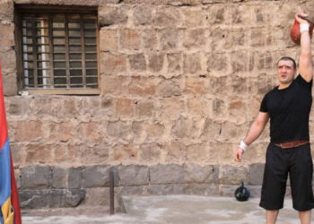 Ցմահ դատապարտյալն իր գրանցած հերթական ռեկորդը նվիրել է 44-օրյա պատերազմի հերոսին