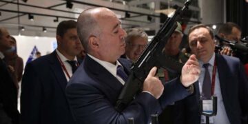 Պլանավորում ենք ունենալ նոր, որակյալ սպառազինություն. Արշակ Կարապետյանը՝ Մոսկվայում