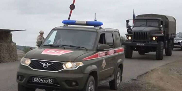 Ռուս խաղաղապահները Արցախում ապահովել են շինանյութի և շինտեխնիկայի անվտանգ տեղափոխումը