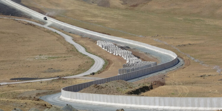 Ամուր փակվում է Թուրքիայի հետ սահմանը