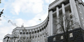 Ուկրաինայում անհայտ տղամարդը ներխուժել է կառավարական շենք և սպառնում է պայթեցնել այն