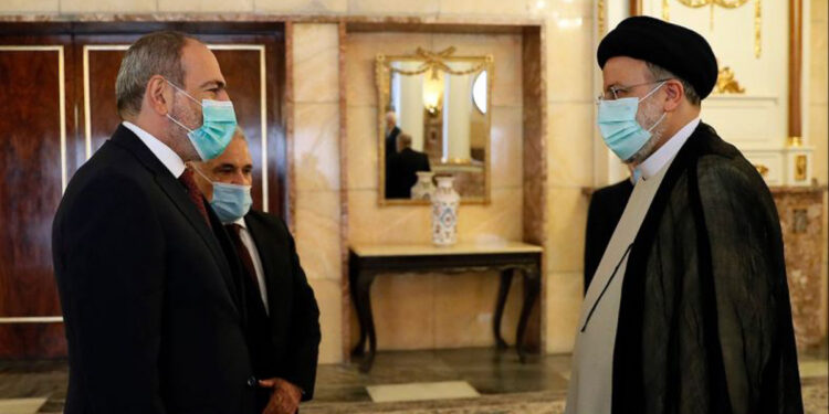 Փաշինյանը և Ռայիսին քննարկել են հայ-իրանական համագործակցությունը. Իրանի նախագահը կայցելի Հայաստան