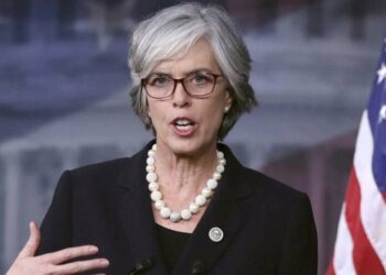 Քոնկրեսական Քլարք Ազրպէյճանը Կը Յորդորէ Անյապաղ Հեռանալու Հայաստանի Տարածքէն Եւ Դադրեցնելու Բռնութիւնը