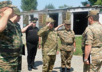 Պաշտպանության նախարար Արշակ Կարապետյանն այցելել է զորամասեր