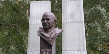 Մոսկվայում բացվել է Մարշալ Բաղրամյանի հուշարձանը