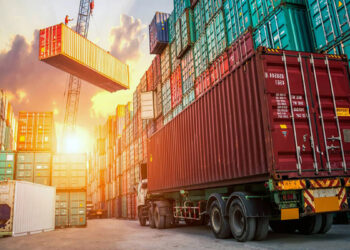 Բեռնափոխադրումների համաշխարհային ճգնաժամը խորանում է