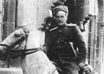 Ժողովուրդը պաշտում է Անդրանիկին