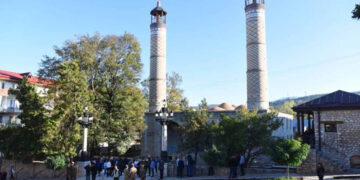 «Էս սարը իմն է, էս ծառը իմն է…»