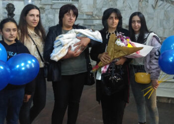 Ավագ եղբորը փոխարինողը