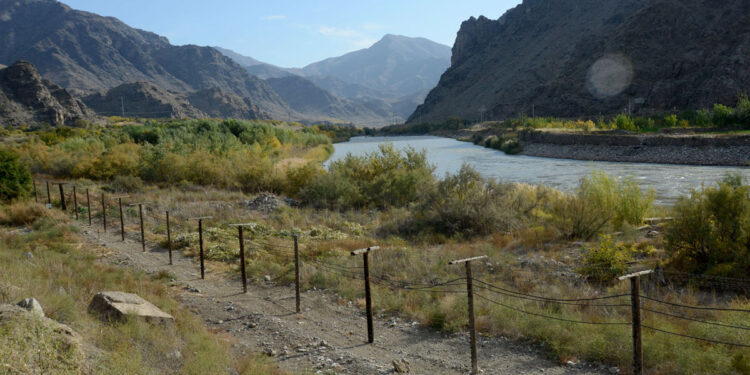 Իրական հիմքն իրավապայմանագրային ուժ ունեցող քարտեզներն են