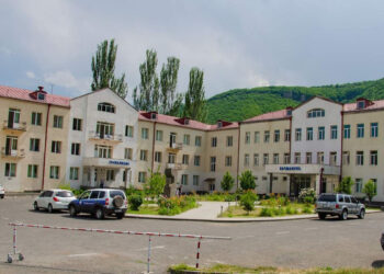 Գորիսի ու Կապանի բժշկական կենտրոններից տարածքներ վերցվեցին