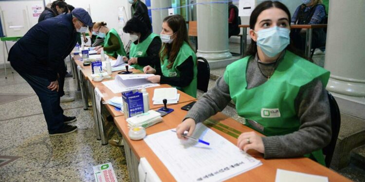 Վրաստանի իշխող կուսակցությունն ընտրություններում առաջատար է