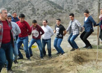 Զինվորներն իրենց հրամանատարին պաշտում էին