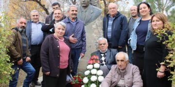 Գիտնականի գրիչով ու բրիչով հրամանատարը