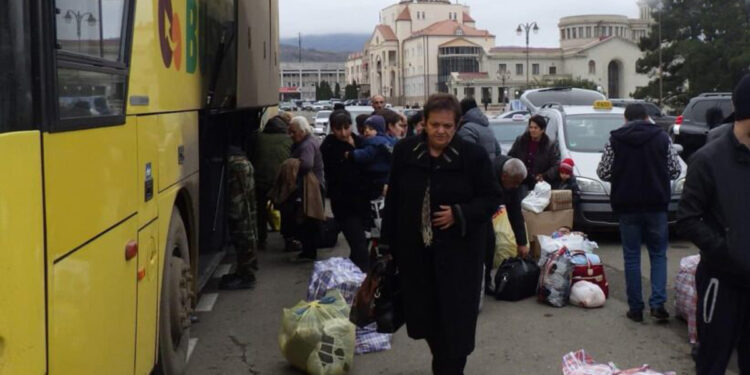 Արցախից տեղահանվածներն ու տուն կորցրածները դրամական աջակցություն կստանան