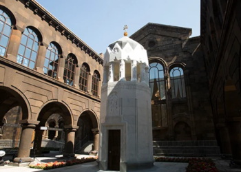 Մոտ երեսուն տարի անց