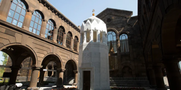 Մոտ երեսուն տարի անց