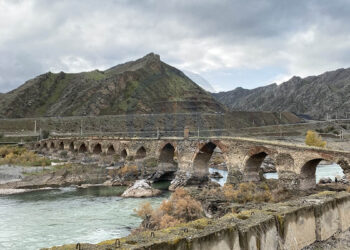 Հազարամյակների իրանական դիվանագիտությունը եւ թյուրքական «փափուկ բարձը»