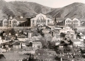 Ներսիսյան ճեմարանի հարյուրամյա ուղեգիրը