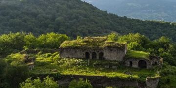 Բոլոր նվիրատուների անունները կփորագրվեն վանքի պատին