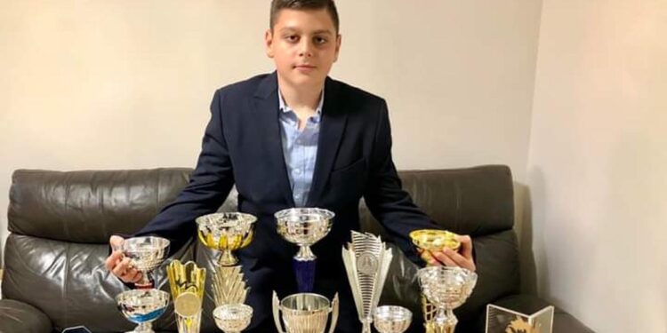 Իսպանահայ տաղանդավոր պատանին