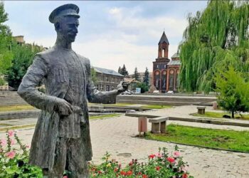 Իսկ ինչո՞ւ չհիշենք Պոլոզ Մուկուչին