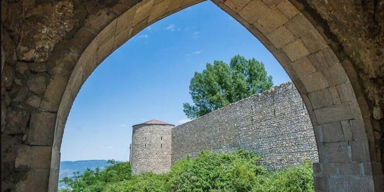 «Ճտերն աշնանն են հաշվում»