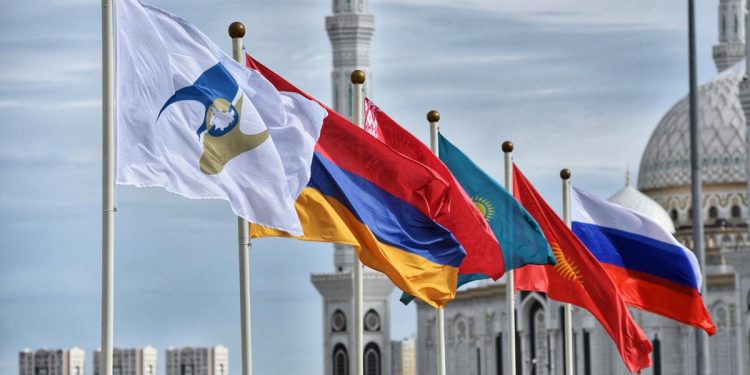 ԵԱՏՄ-ն՝ «տնտեսական եւ քաղաքական ինքնասպանություն» Ադրբեջանի համար