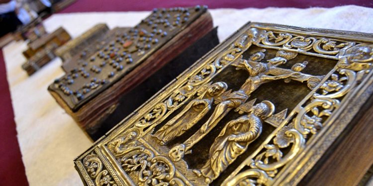 Հային հայ պահող մաշտոցյան գիրը