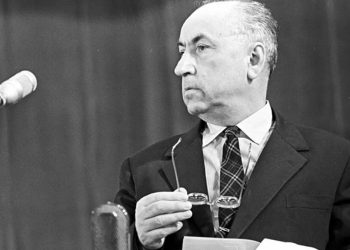 Տիեզերական կենսաբանության հայրերից մեկը