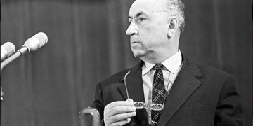 Տիեզերական կենսաբանության հայրերից մեկը