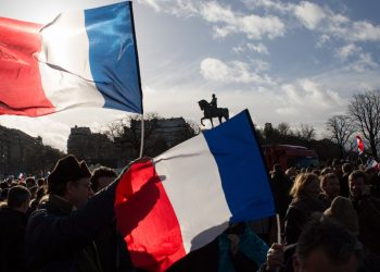 Նախընտրական Ֆրանսիան եւ արտաքին քաղաքականությունը