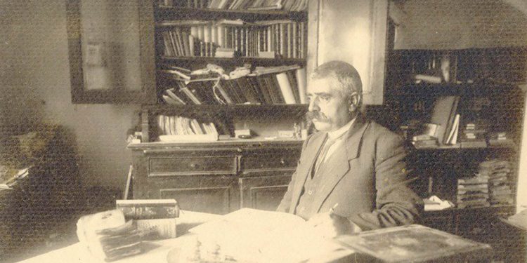 «Ավերակների ու հուշարձանների հոյակապ երգիչը»